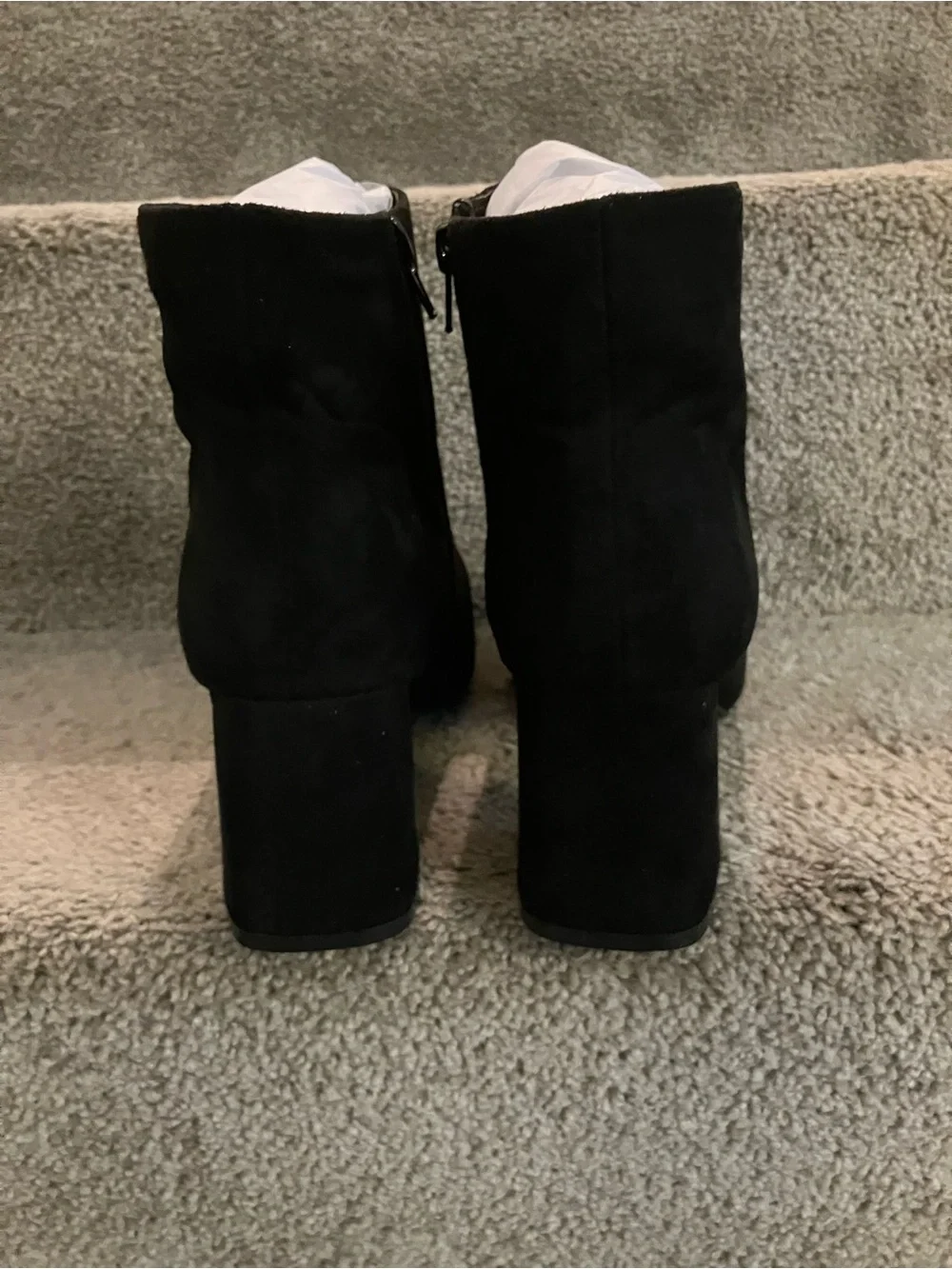 NWB X2B NESSA 1 FAUX SUEDE POINTED TOE BLOCK HEEL ANKLE BOOTS VEGAN SIZE 10